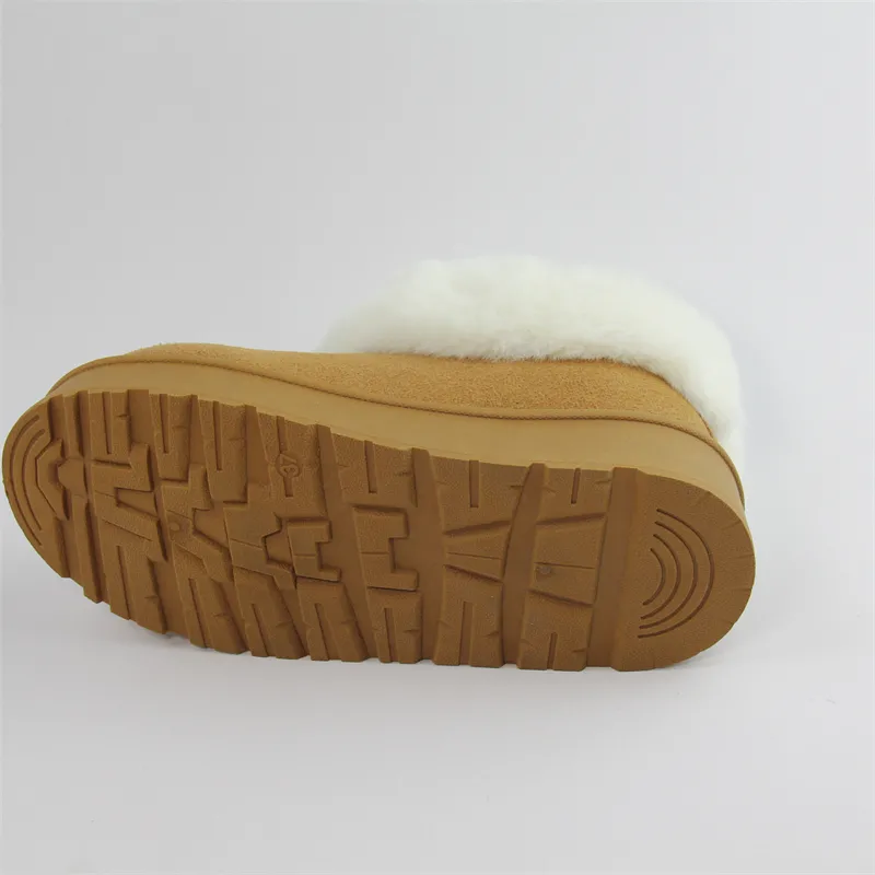 Classic Women’s Suede Boots Slip-on Snow boots