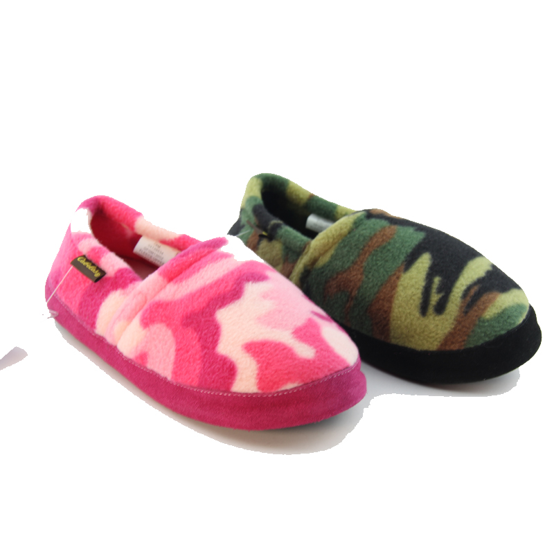 Boy&#039;s & Girls Pink Camo slippers