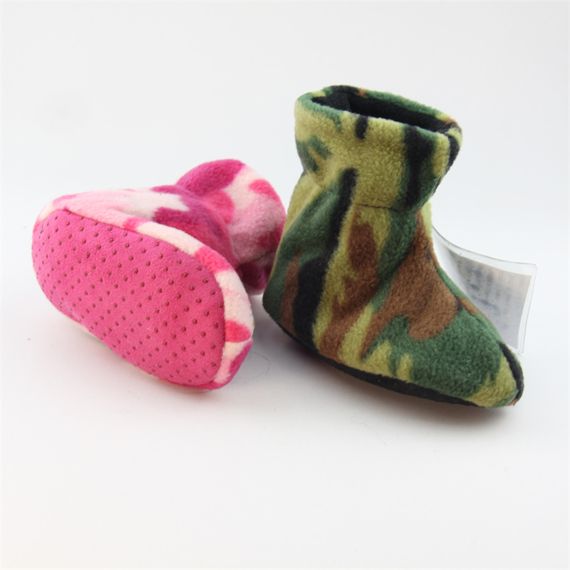 Infant baby Fleece Camo booties