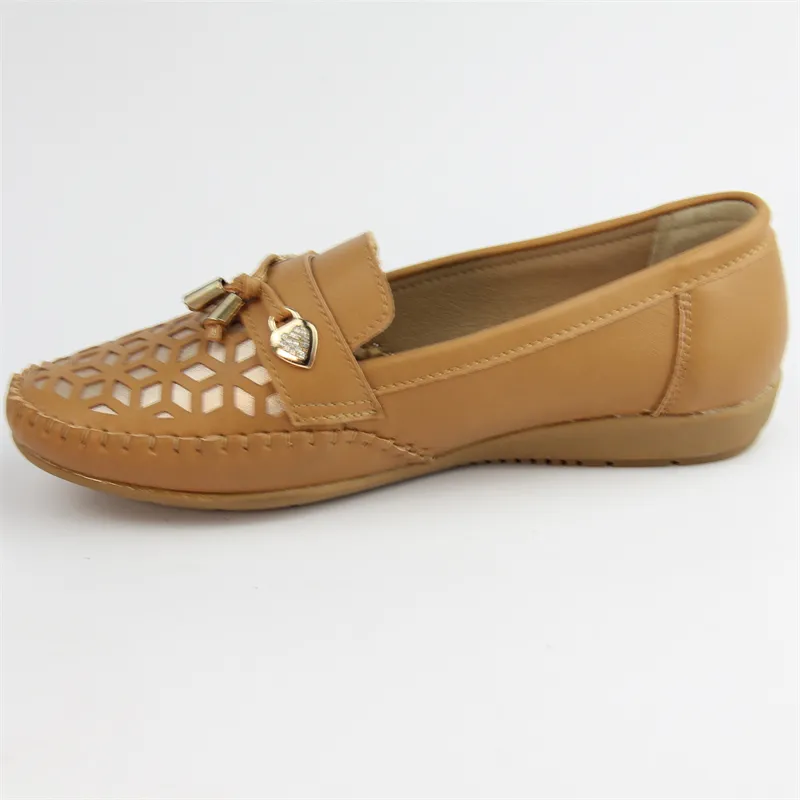 Womens leather flats comfortable round toe loafers