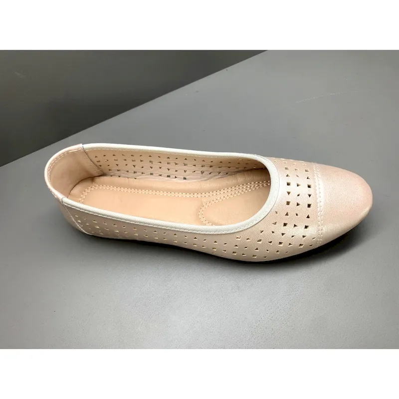 Ladies Flat shoes Ballets shoes PU leather slip on shoes