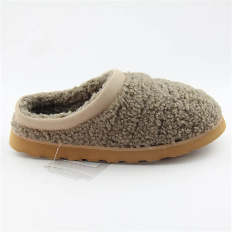 Womens curly sherpa clog slippers with suede collar