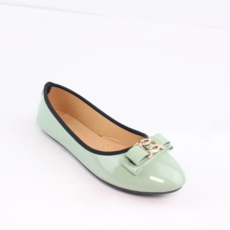 Wholesale female casual leather walking shoes women Ballet flats shoes