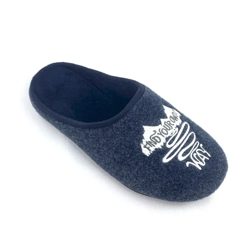 Mens Flet  house slippers winter clogs with embroidary