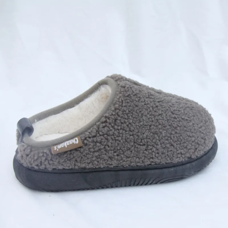 Factory wholesale Winter warm House slippers cozy slip on indoor shoes