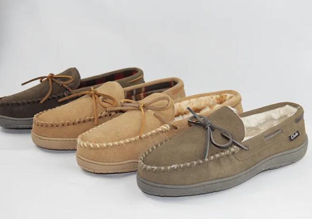 Moccasin slippers