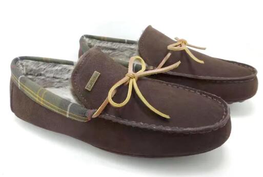 Moccasin slippers