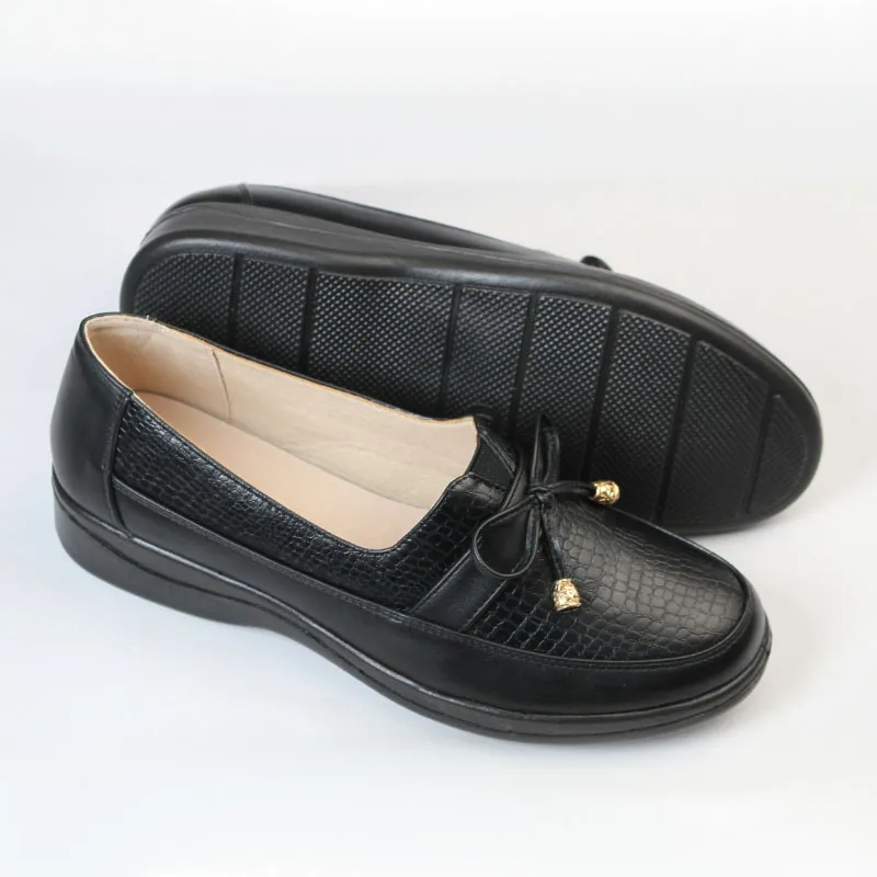 Womens leather flats comfortable round toe loafers