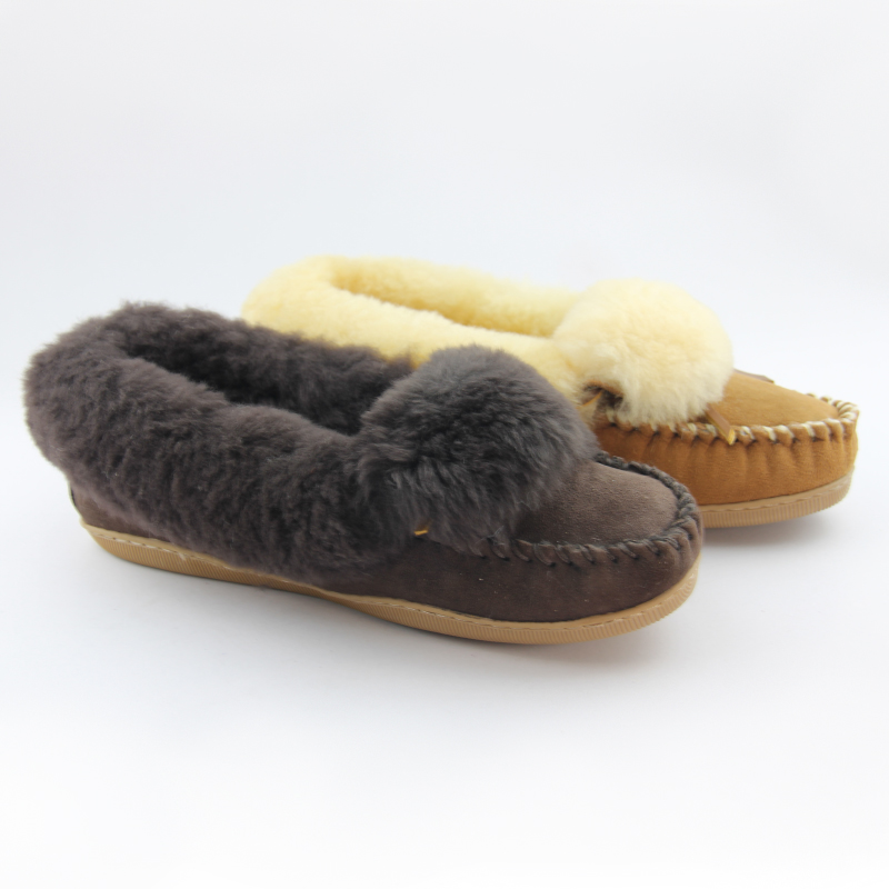 Womens sheepskin double face shearling moccsin slippers