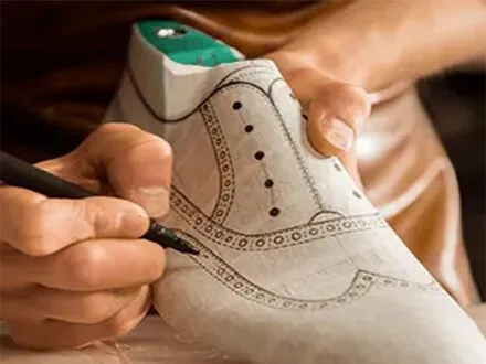 The Comprehensive Process Behind Customized Shoe Production