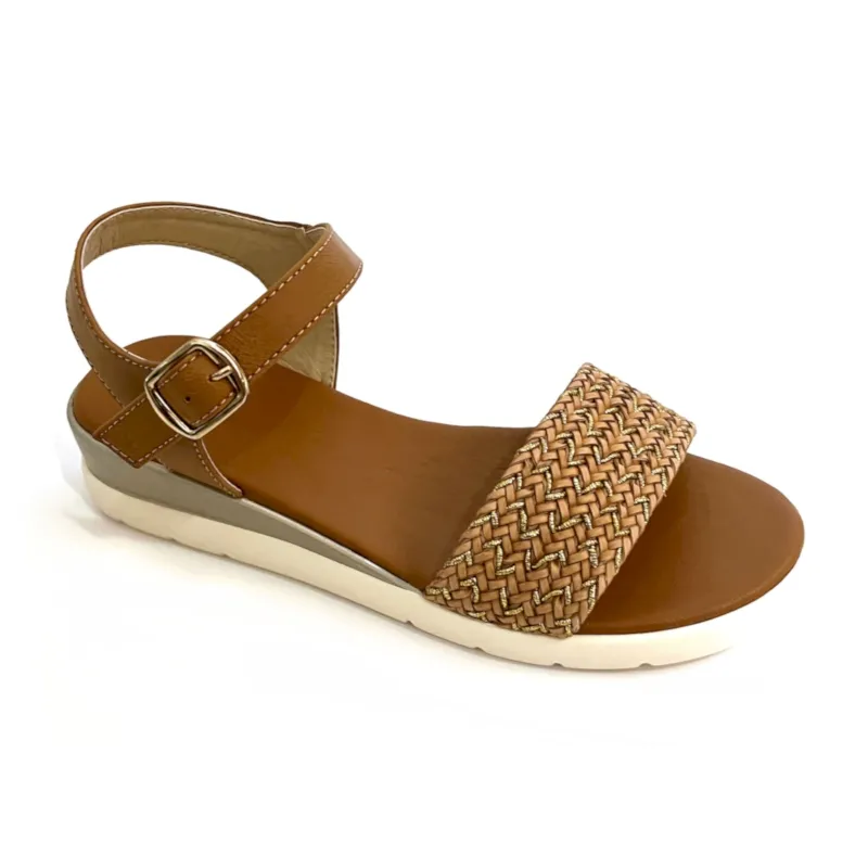 Custom Women’s Staps Summer Sandals Slippers | B2B Footwear Supplier